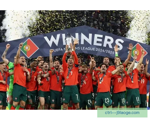 2025年欧联杯决赛亚特兰大3-0完胜勒沃库森终结对方不败金身